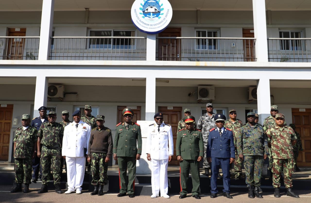 o novo comando do isedef